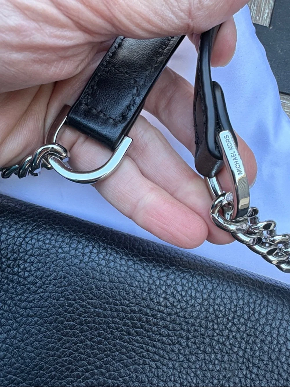 Michael Kors Black Pebbled Leather Shoulder Bag with branded dusty - Picture 3 of 7